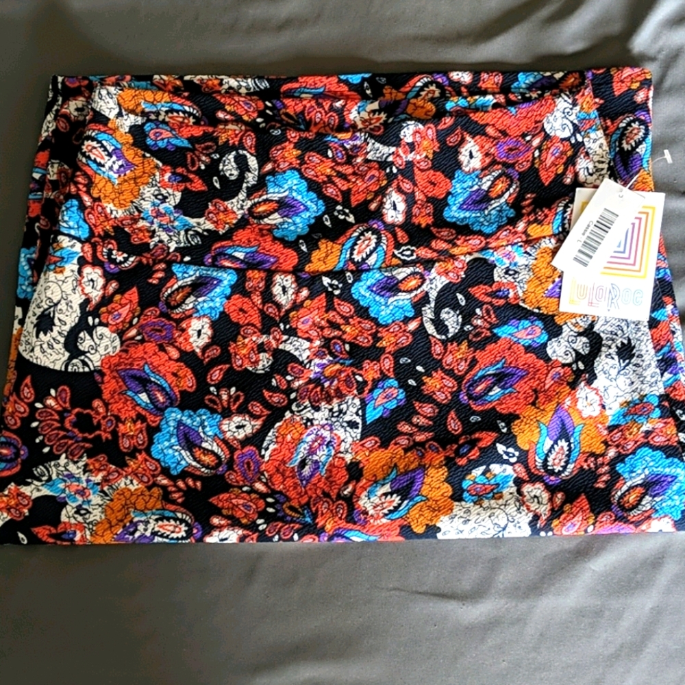 Large Pencil skirt